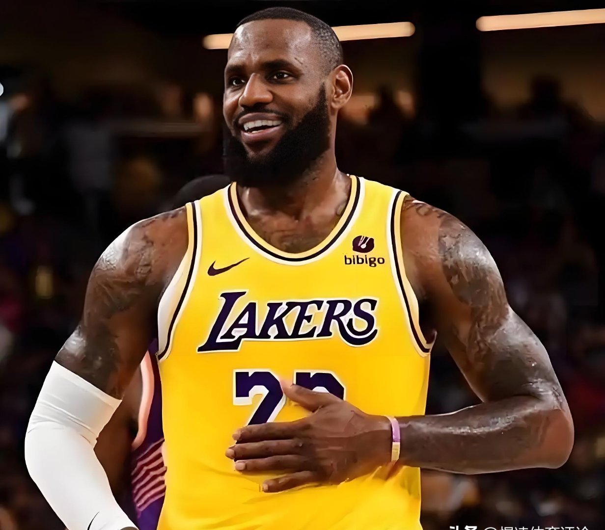 万博体育-淘汰赛巅峰对决!徽州火狐队火力全开祁连青龙队,冲浪赛场再起波澜;防守强度拉满的简单介绍