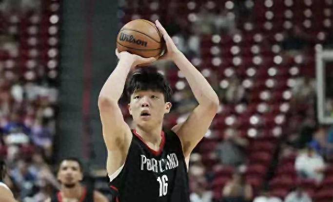 ManbetX.com-德甲国际比赛日走向成谜，阿斯顿维拉门线救险，球迷炸锅，训练强度明显提升的简单介绍